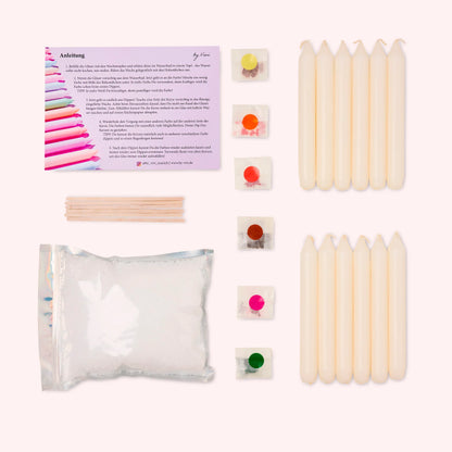 12 weiße Kerzen für die Herstellung von DipDye Kerzen und eine Anleitung und Wachs und Dochte.